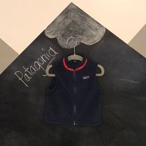 Patagonia Navy synchilla fleece vest 2T